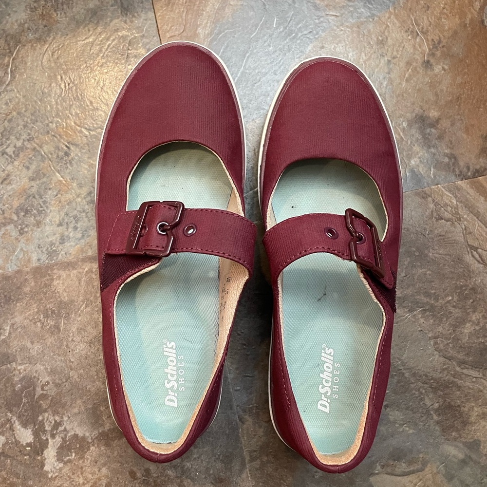 Dr. Scholl's Women's Burgundy Flats with Buckle